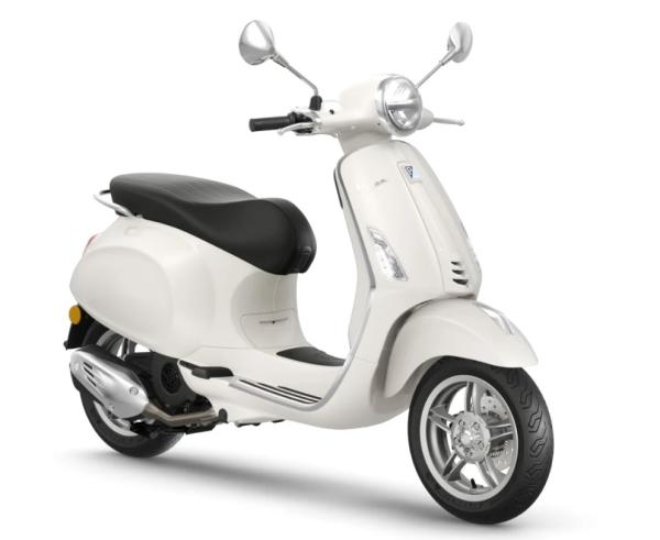Vespa Primavera 125 White