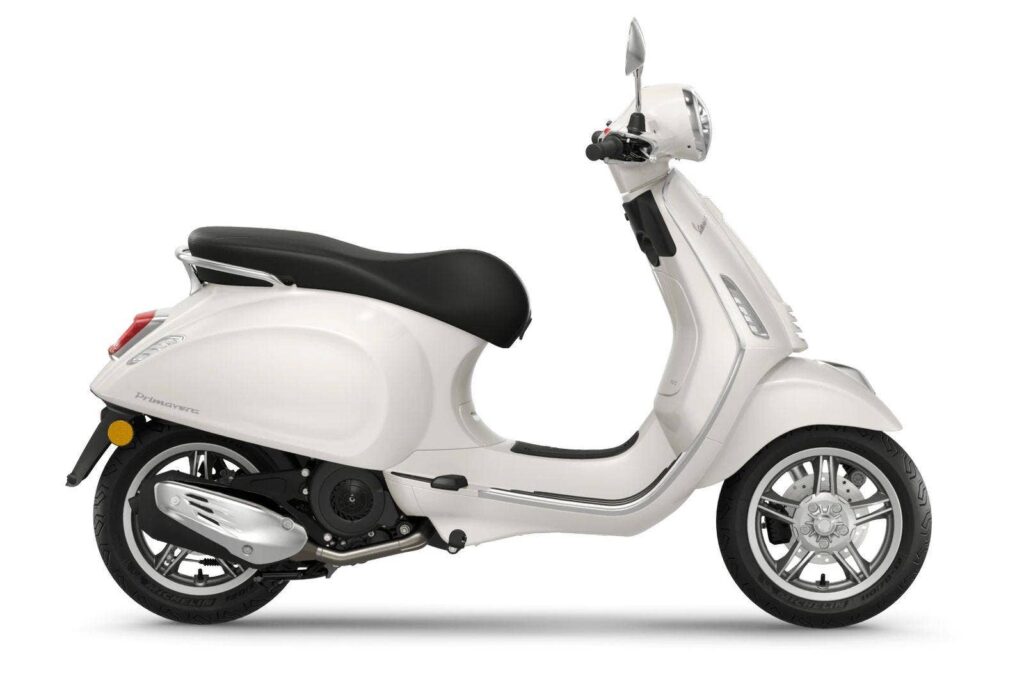 Vespa Primavera 125  White